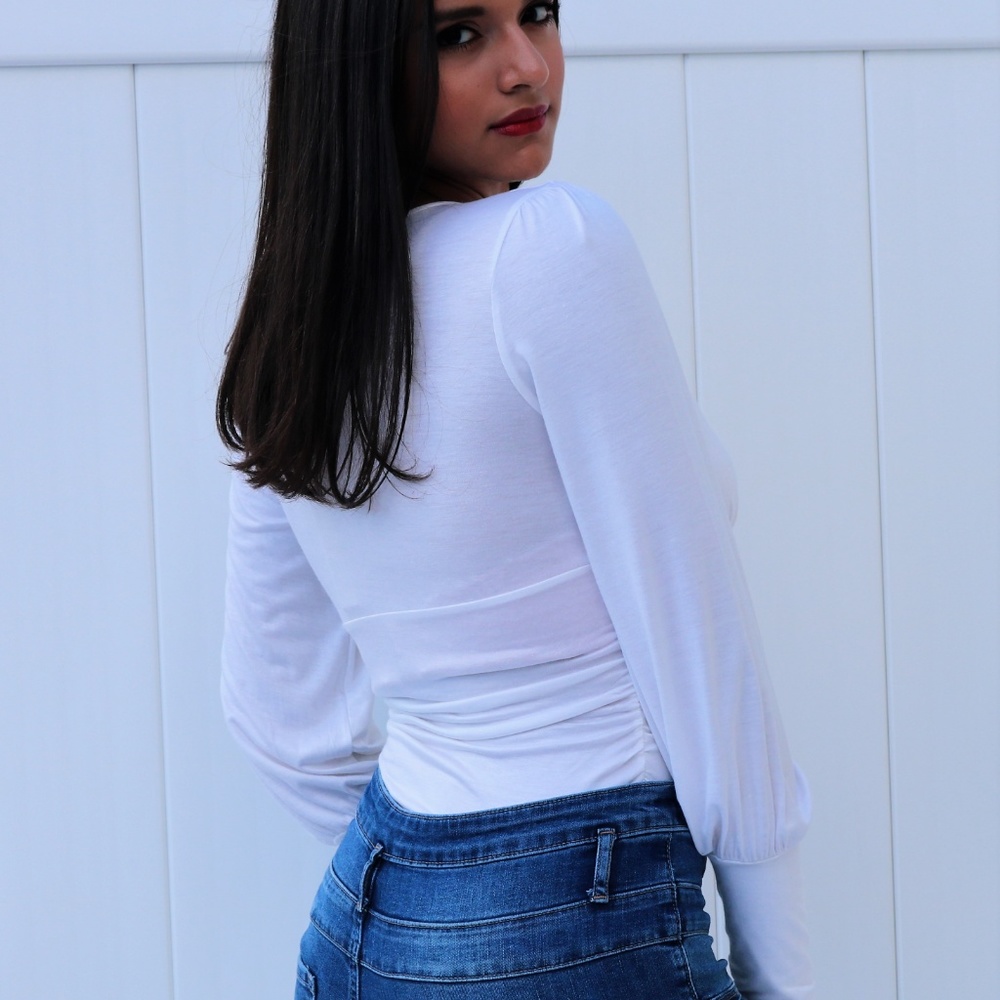 STYLISH SHIRRED BODYSUIT - Picture 4 of 5